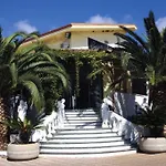 Costa Smeralda Hotel 3*