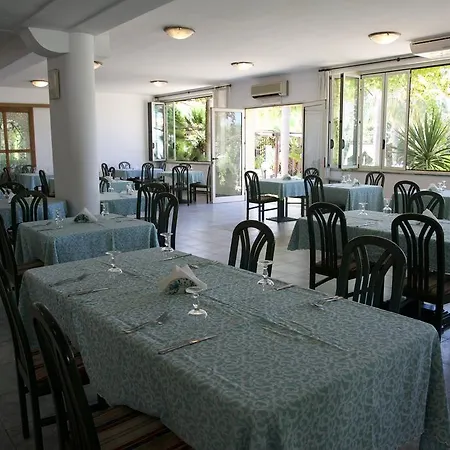 Costa Smeralda 3* Torre Marino