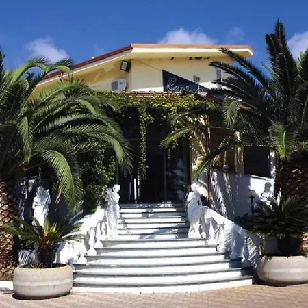 Costa Smeralda Hotel 3*