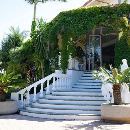 Costa Smeralda Отель Torre Marino