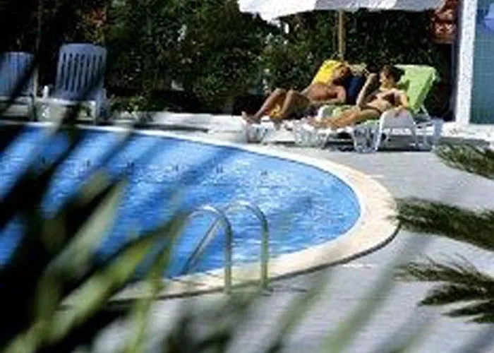 酒店 Costa Smeralda 3*