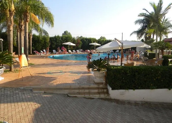 酒店 Costa Smeralda 3*